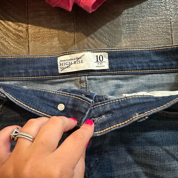 Lot of 3- Abercrombie & Fitch, Aero & AE Shorts - Picture 3 of 5